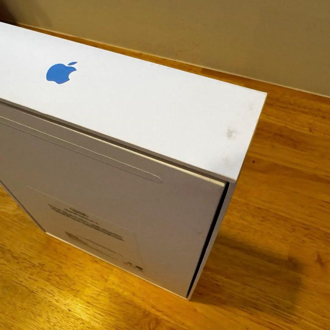 【美品】iPad(第10世代) Wi-Fiモデル 256GB（おまけ付き）