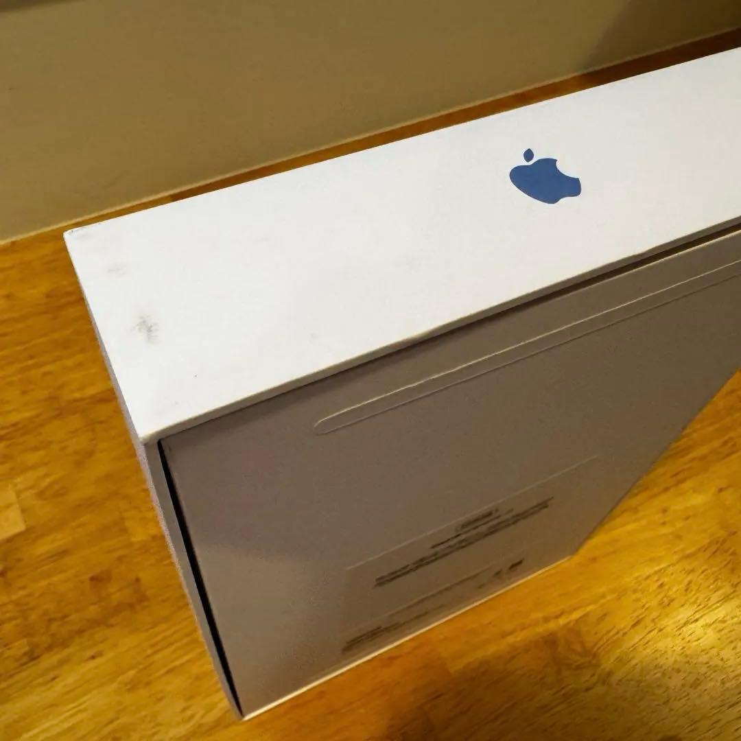 【美品】iPad(第10世代) Wi-Fiモデル 256GB（おまけ付き）