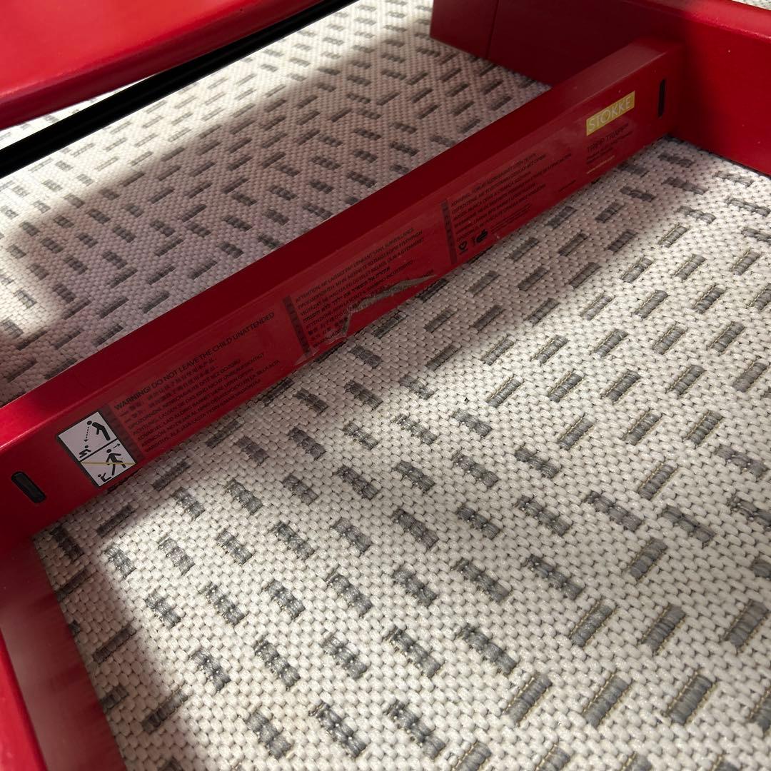 【大人気】STOKKE トリップトラップ ベビーセット付き 赤