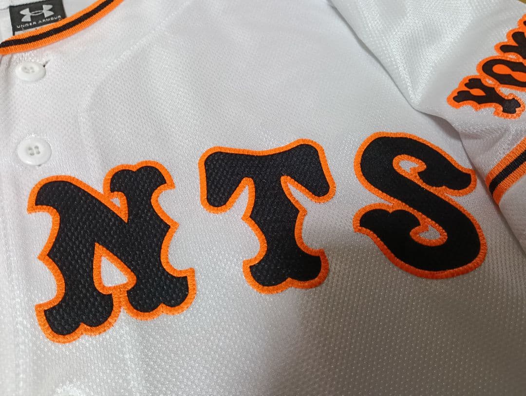 読売　巨人　長野久義選手 プロコレクション チャンピオンエンブレム付ユニフォーム