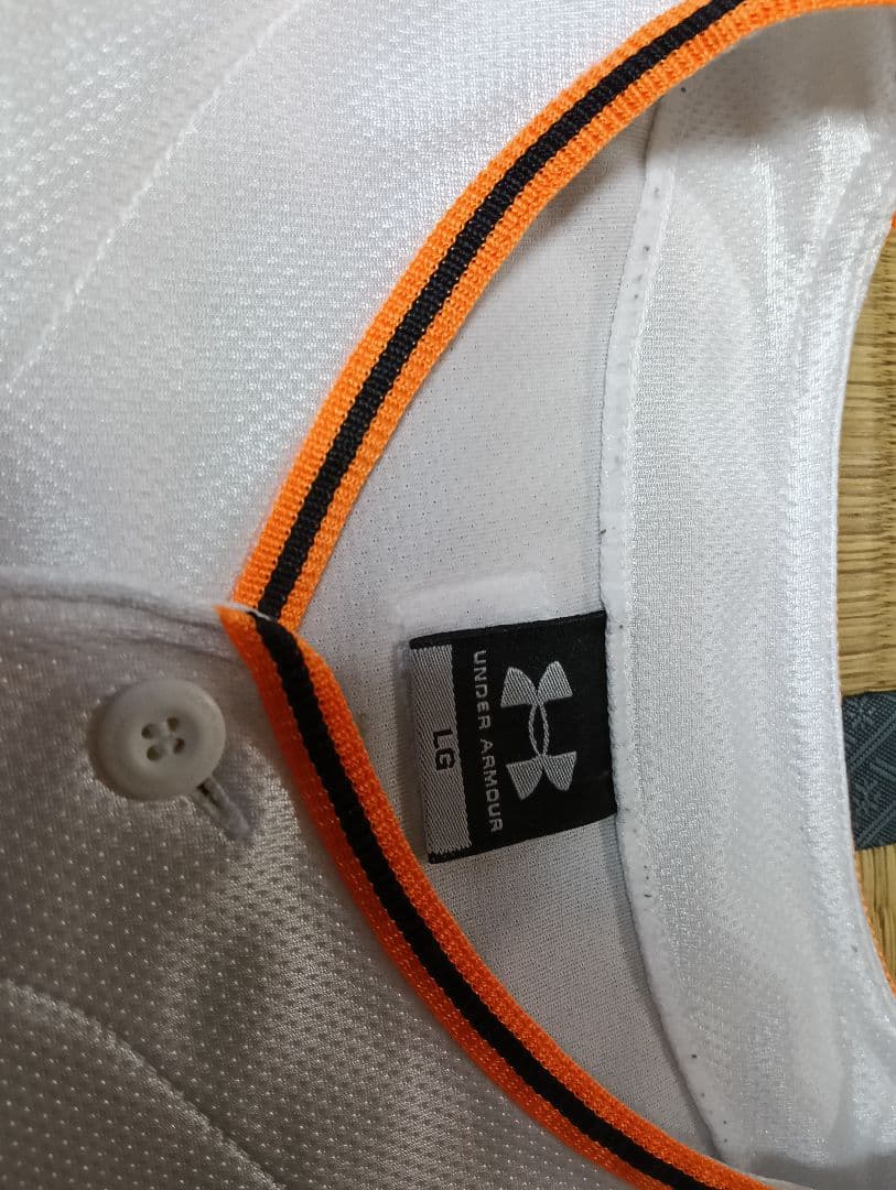 読売　巨人　長野久義選手 プロコレクション チャンピオンエンブレム付ユニフォーム