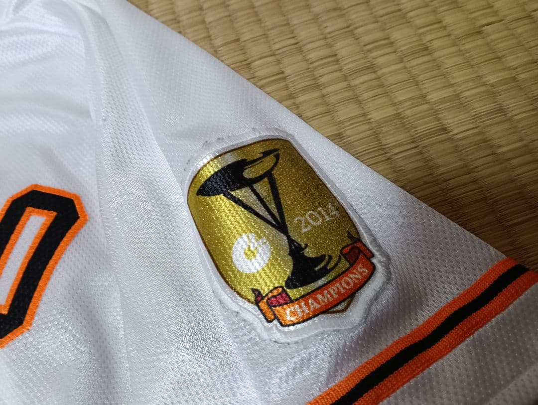 読売　巨人　長野久義選手 プロコレクション チャンピオンエンブレム付ユニフォーム