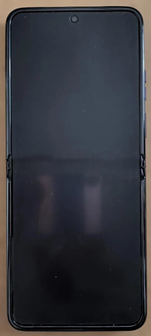 motorola razr 40s Softbank版SIMロック解除済み