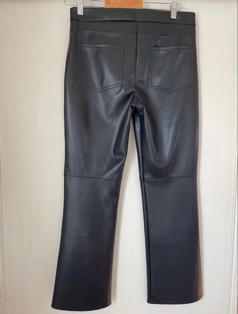 最終！滝沢眞規子着用MAXMARA エコレザーパンツ M ネイビー