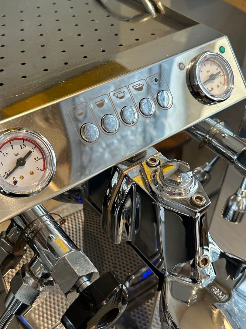 ●中古●VBM/VIVIENME エスプレッソマシン &備品※直接引取大歓迎