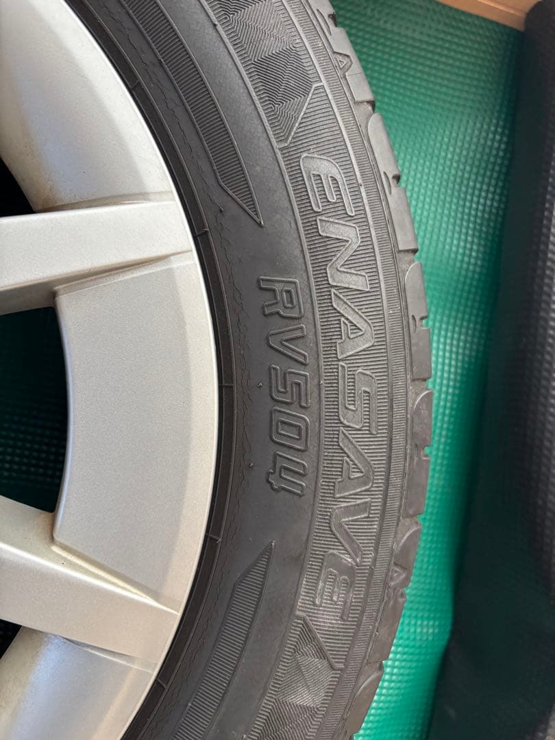 プリウスα 純正　ホイール　16インチ　手渡しのみ