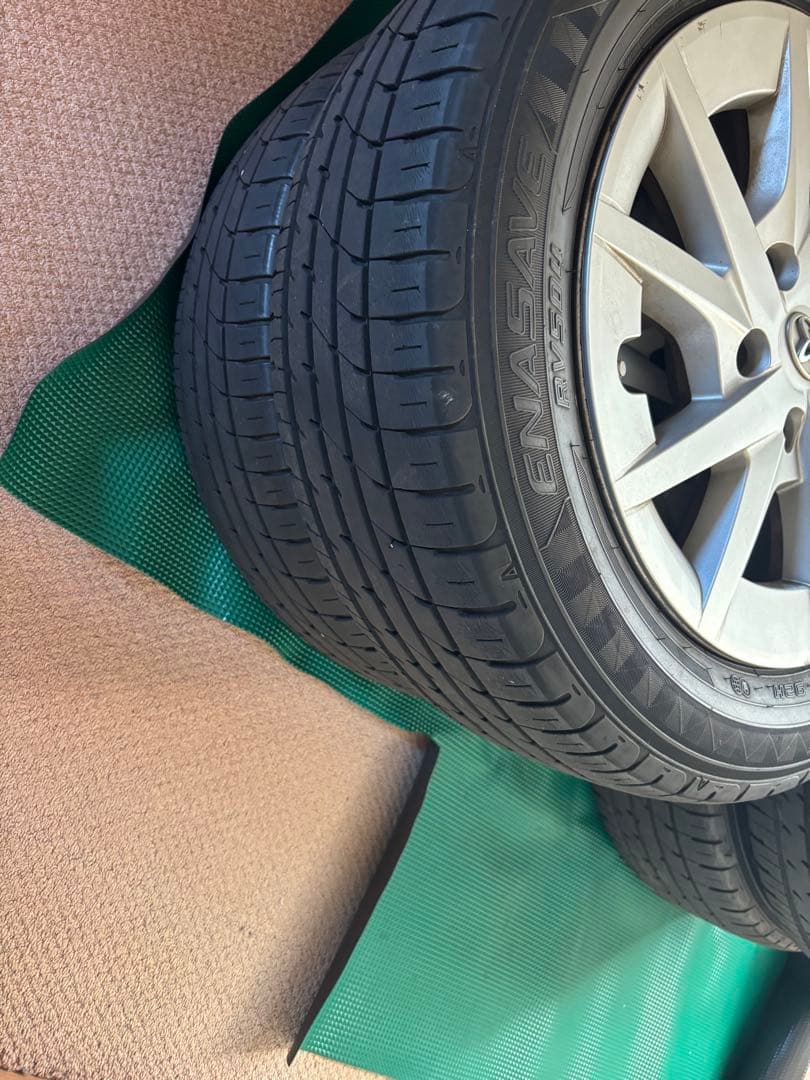 プリウスα 純正　ホイール　16インチ　手渡しのみ