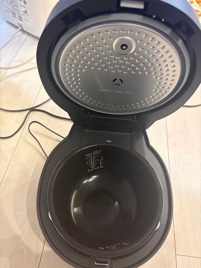 保証書付き！アイリスオーヤマ 炊飯器 5.5合 IH式 RC-ISA50-B