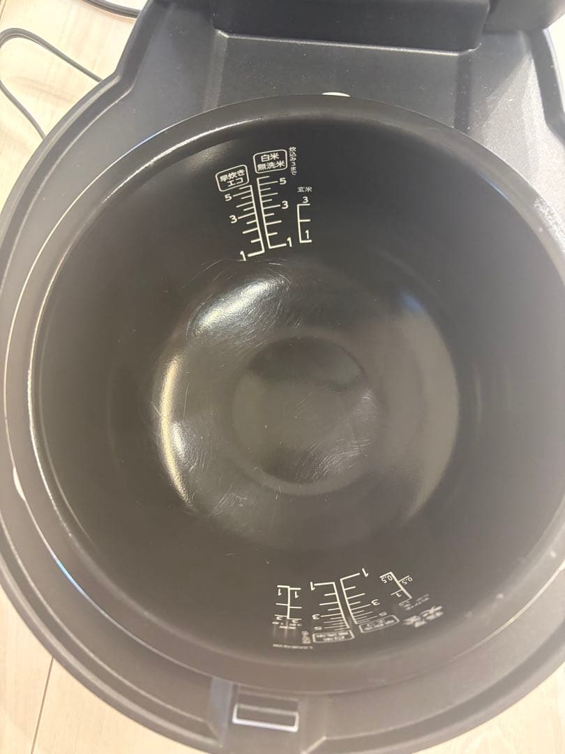 保証書付き！アイリスオーヤマ 炊飯器 5.5合 IH式 RC-ISA50-B