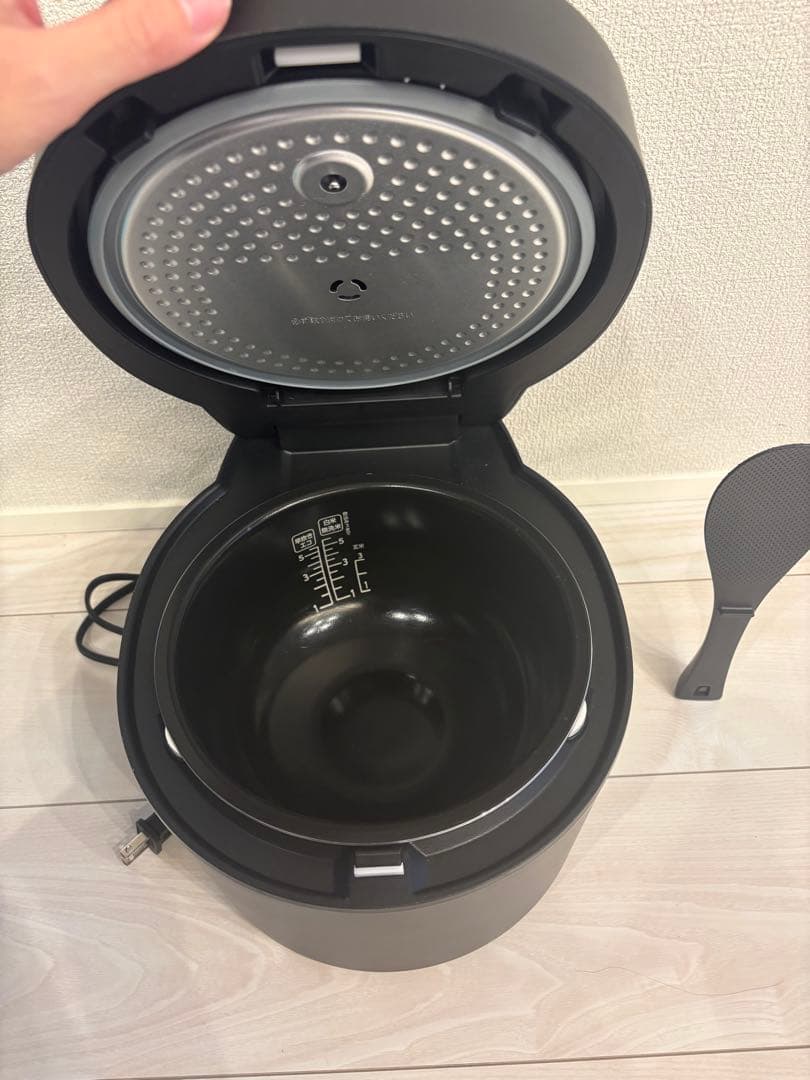 保証書付き！アイリスオーヤマ 炊飯器 5.5合 IH式 RC-ISA50-B