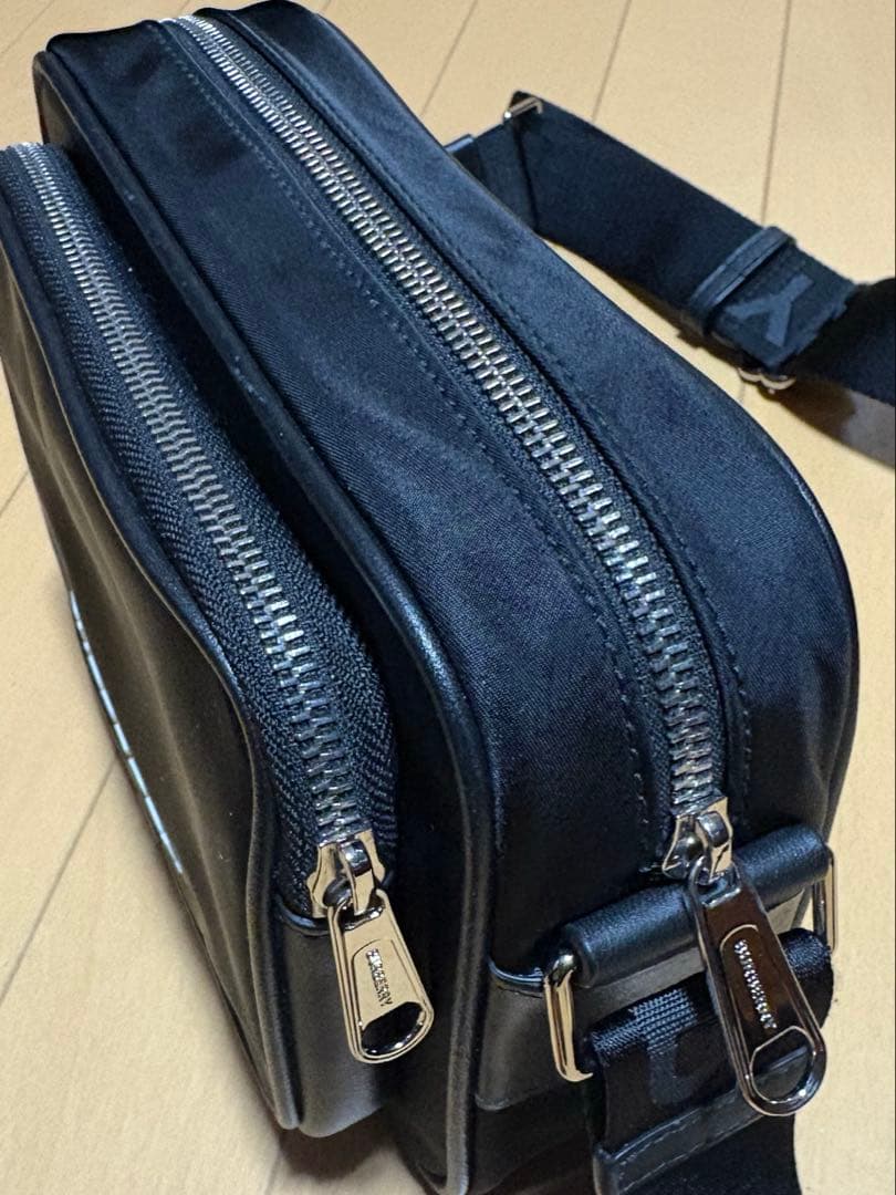 BURBERRY クロスボディバッグ ショルダーバッグ　※値下げ
