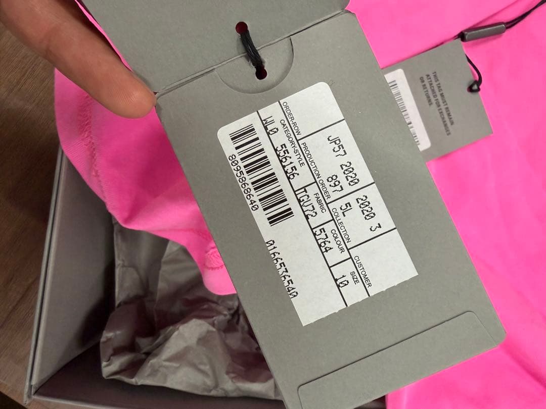 BALENCIAGA ピンク 長袖Tシャツ 新品タグ付き