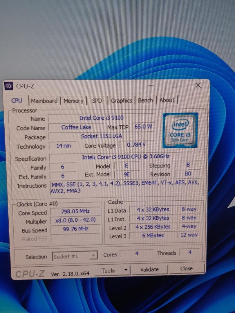 自作PC　第9世代i3・8GB・128GB・Win11