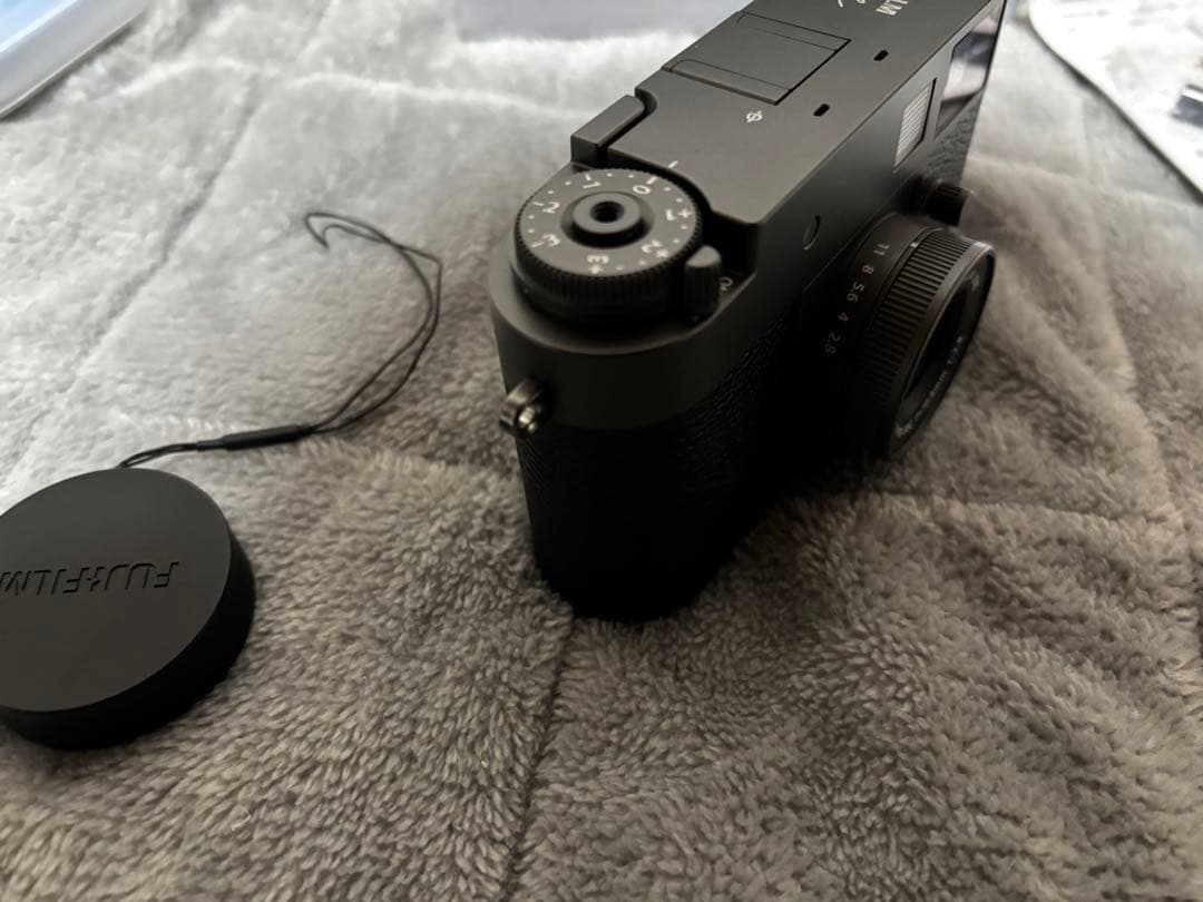 FUJIFILM X-half X-HF1 付属品多数 シャッター回数1000回