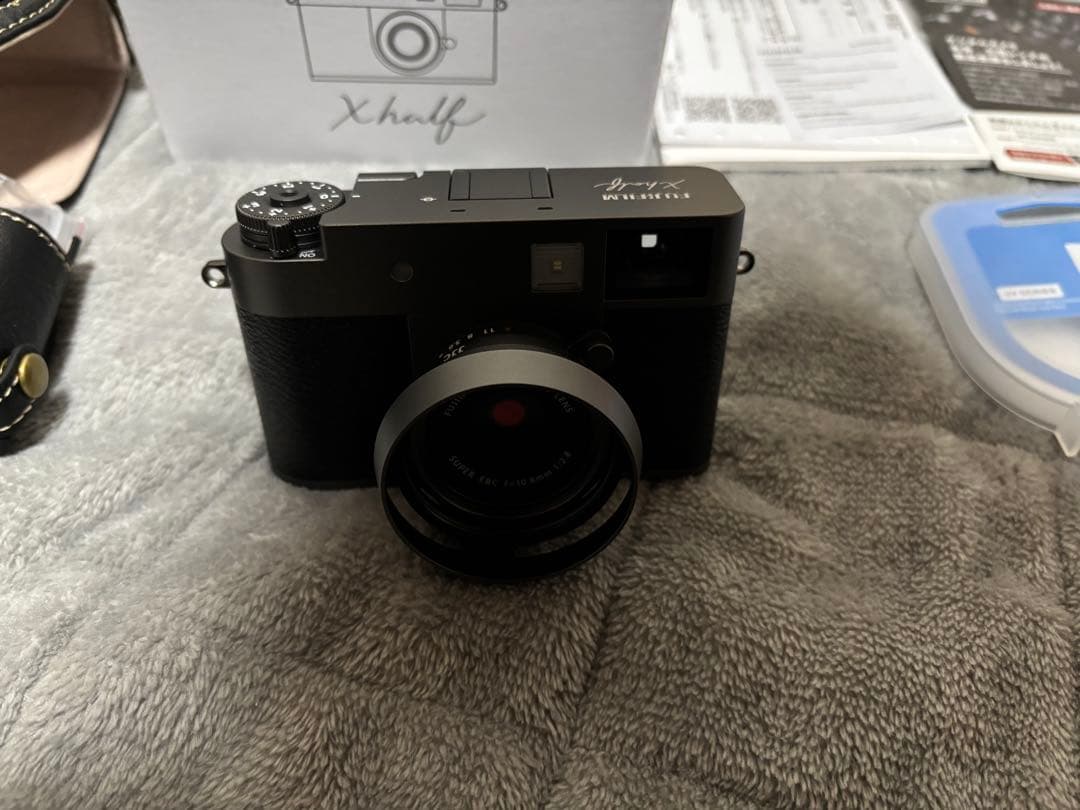FUJIFILM X-half X-HF1 付属品多数 シャッター回数1000回