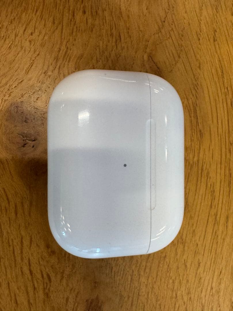 り*ご様 AirPods Pro 2 MagSafe充電ケース（Lightnin