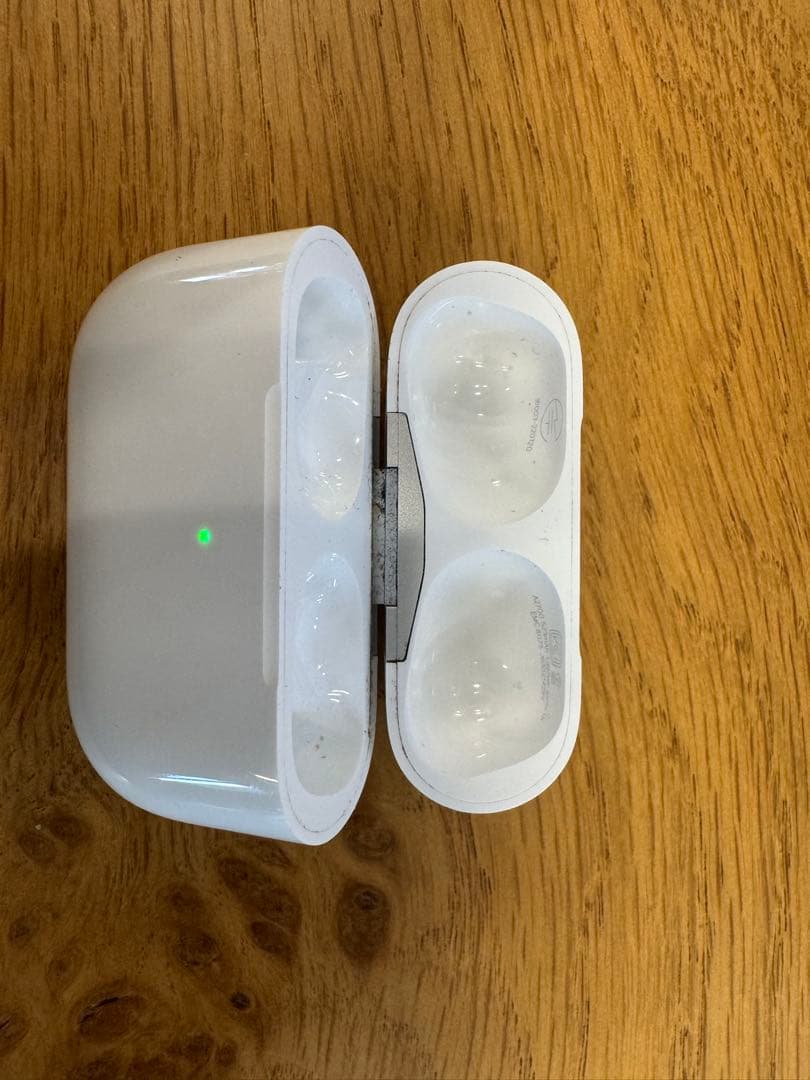 り*ご様 AirPods Pro 2 MagSafe充電ケース（Lightnin