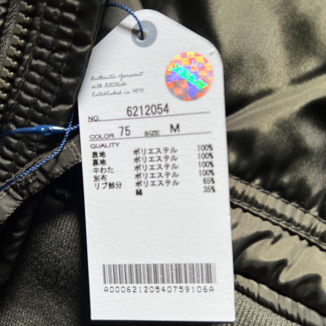 未使用【アヴィレックス】（M）キルティング ジャケット 中綿 カーキ 短丈