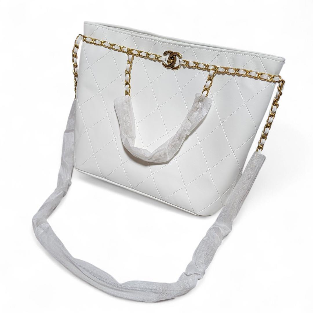 C*O様 CHANEL　トートバッグ　キルティング　ゴールドチェーン　ノベルティ