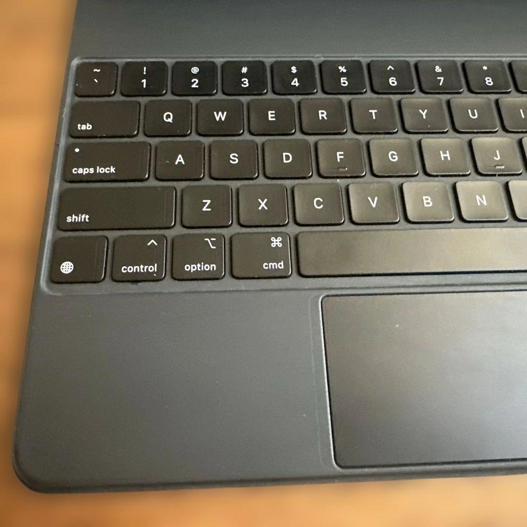 【セール】iPad Pro 12.5 inch マジックキーボード