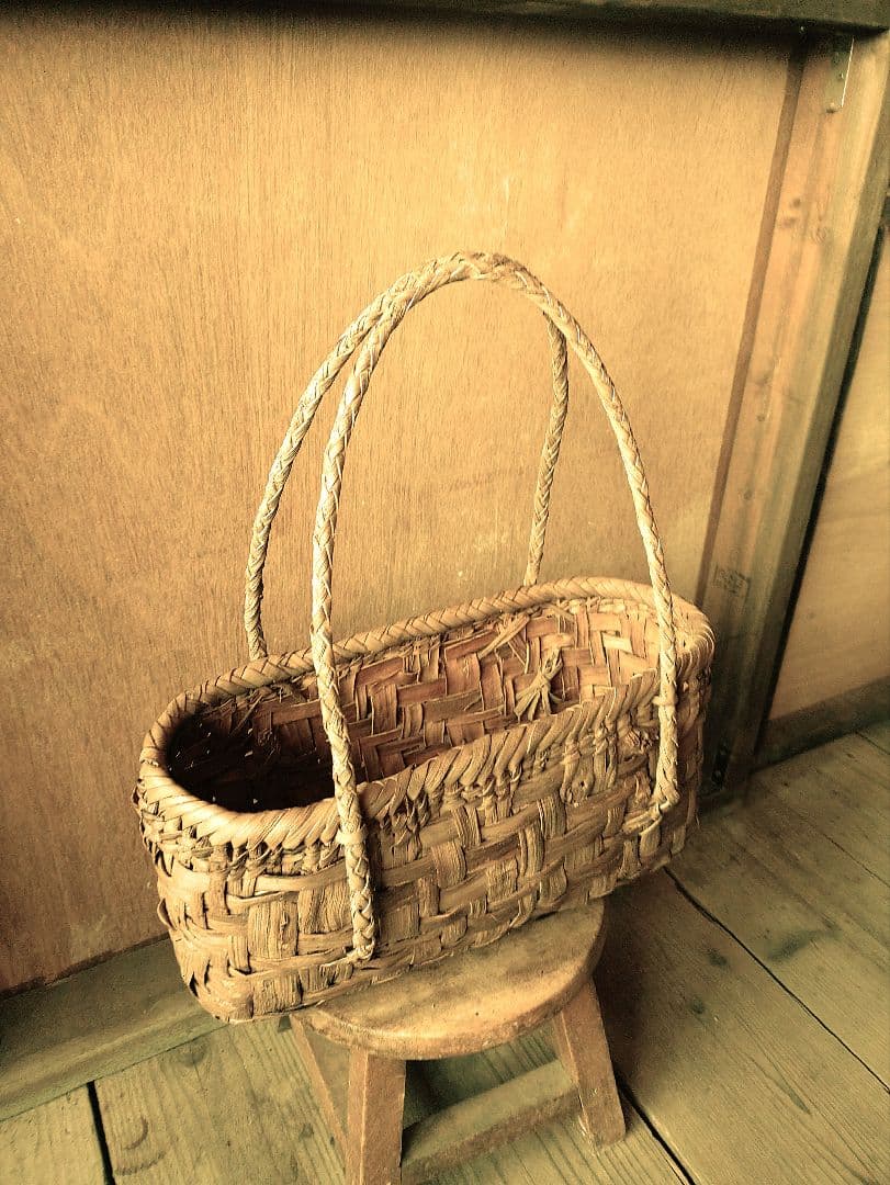 月*陽様 信州安曇野の山葡萄かごバック。里山手仕事。