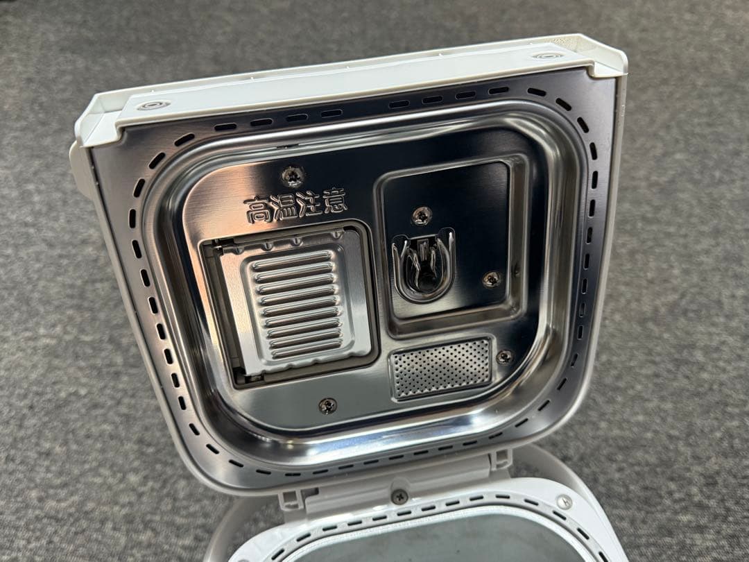 【ほぼ未使用】 パナソニック SD-MT4 ホームベーカリー 2024年製