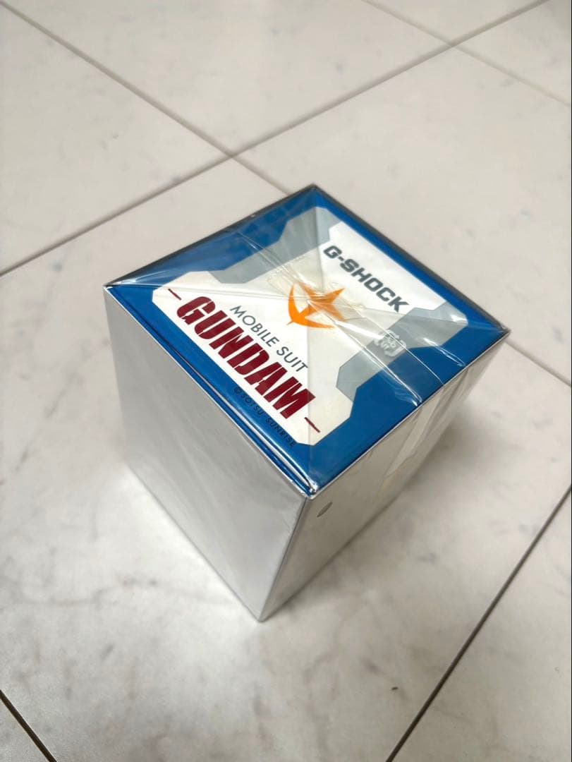 【かん】新品未開封 G-SHOCK ガンダムコラボ 腕時計　35周年モデル