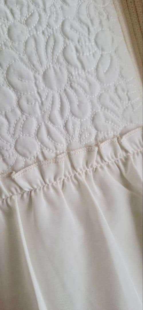 【新品タグ付】スーパービューティ キルティング ニット ジャケット 白 42 L