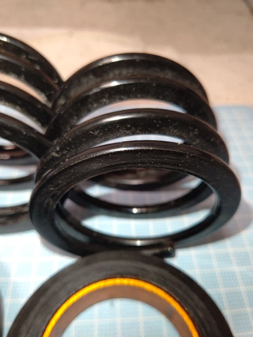 愛*ケ様 ヘルパースプリング H60-H20 2.8k ID62.5 2本SET