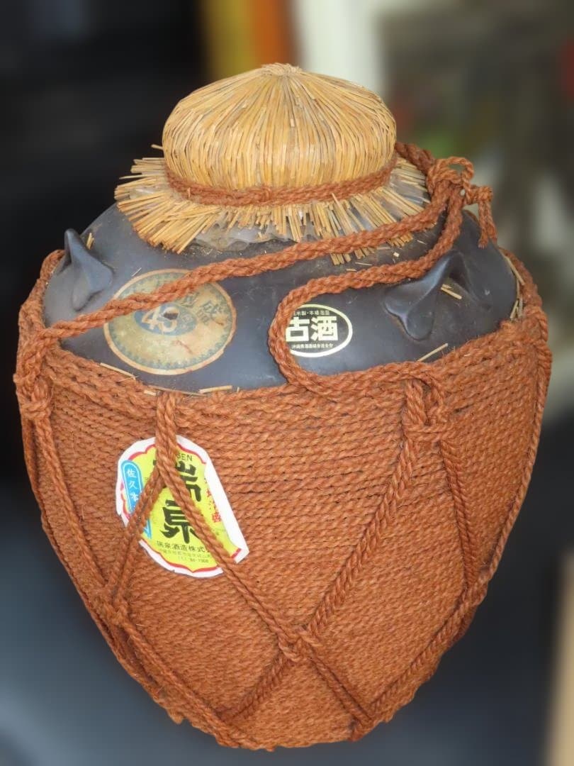 30年前以上 古酒◆本場泡盛 瑞泉 瑞泉酒造　18000ml 43％ 陶器 希少
