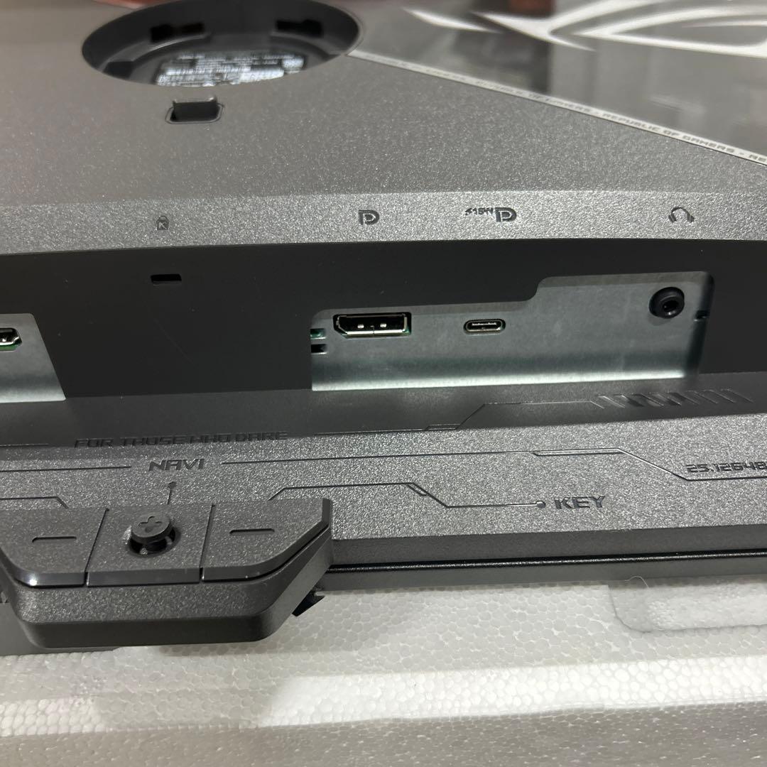 ASUS ROG Strix OLED XG27ACDMS 26.5インチ