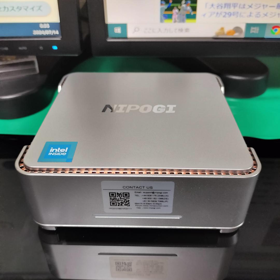 小さいPC本体+大きいモニタ+キーボード セット