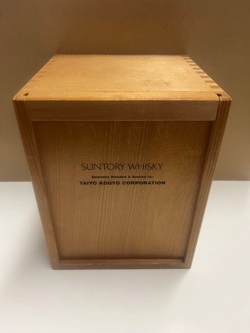 希少 サントリーウイスキー 太陽工業40周年記念 陶器ボトル 未開封 木箱限定品