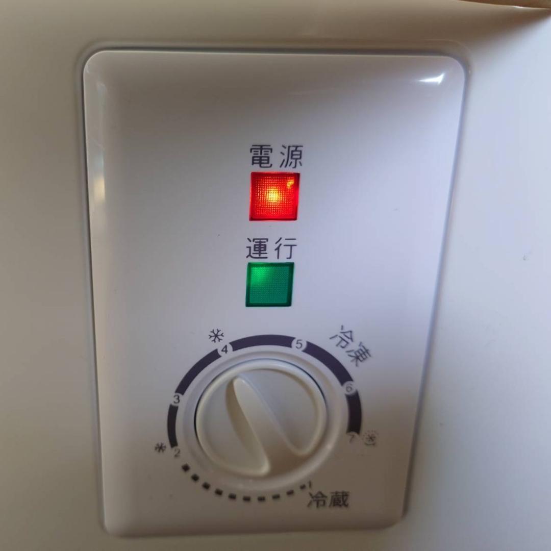 【超美品】MAXZEN（マクスゼン） 冷凍庫 197L JF200ML01WH