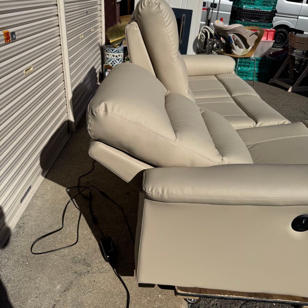 極美品 ニトリ 電動リクライニングソファ ３人掛け ベージュ Nシールド