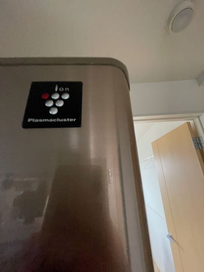 かなちん　冷蔵庫　SHARP