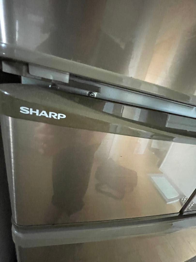 かなちん　冷蔵庫　SHARP