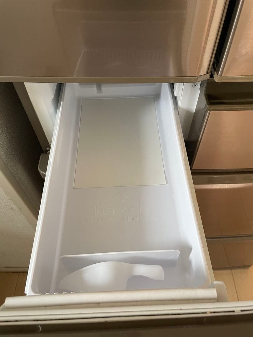 かなちん　冷蔵庫　SHARP