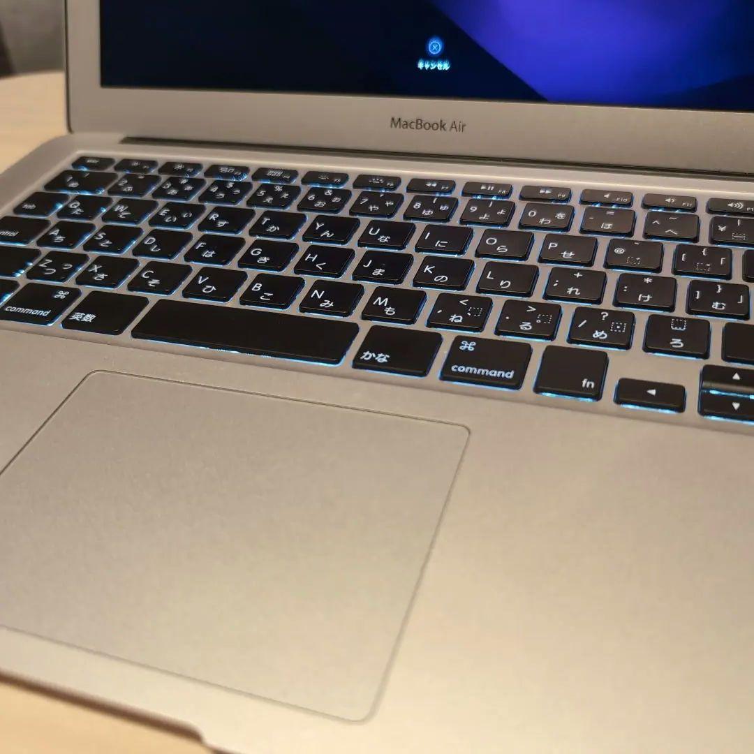 MacBook本体 MacBook Air (13-inch, Early 2015)
