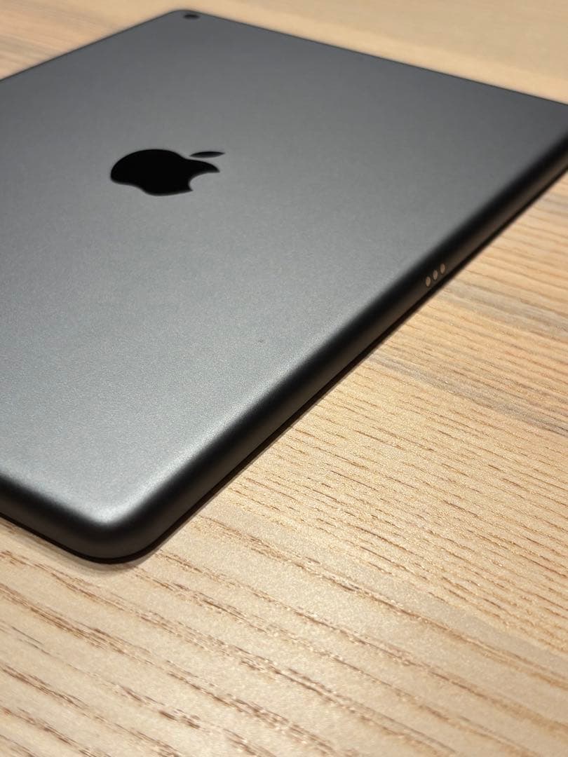 iPad 第9世代64GB 本体　箱あり　未使用に近い