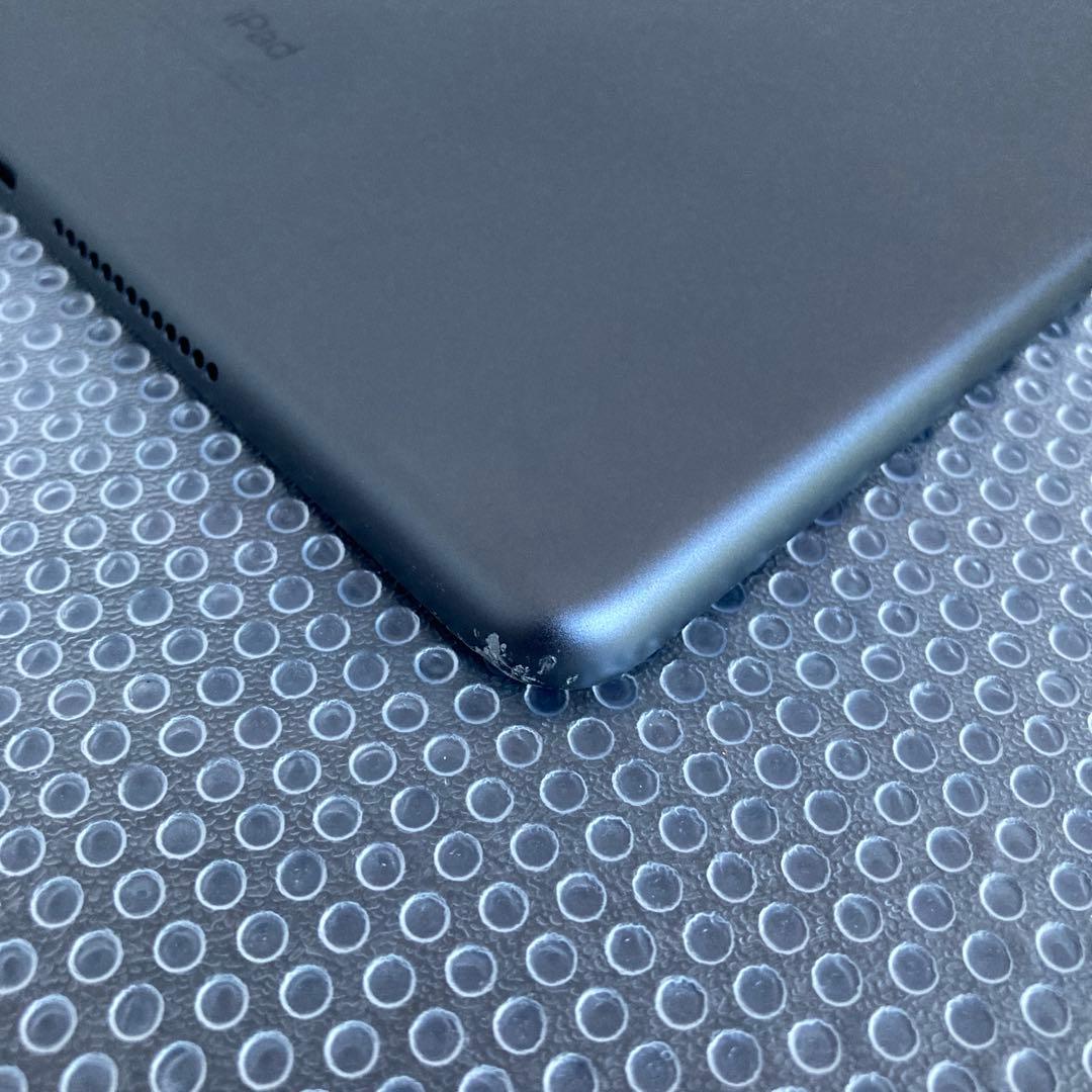 3602【早い者勝ち】電池良好☆iPad8 第8世代 32GB SIMフリー☆