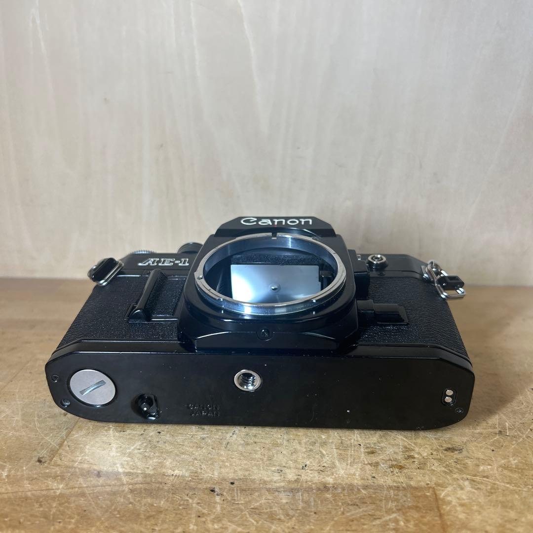 Canon AE-1 ブラックボディー　鳴きなし完動美品