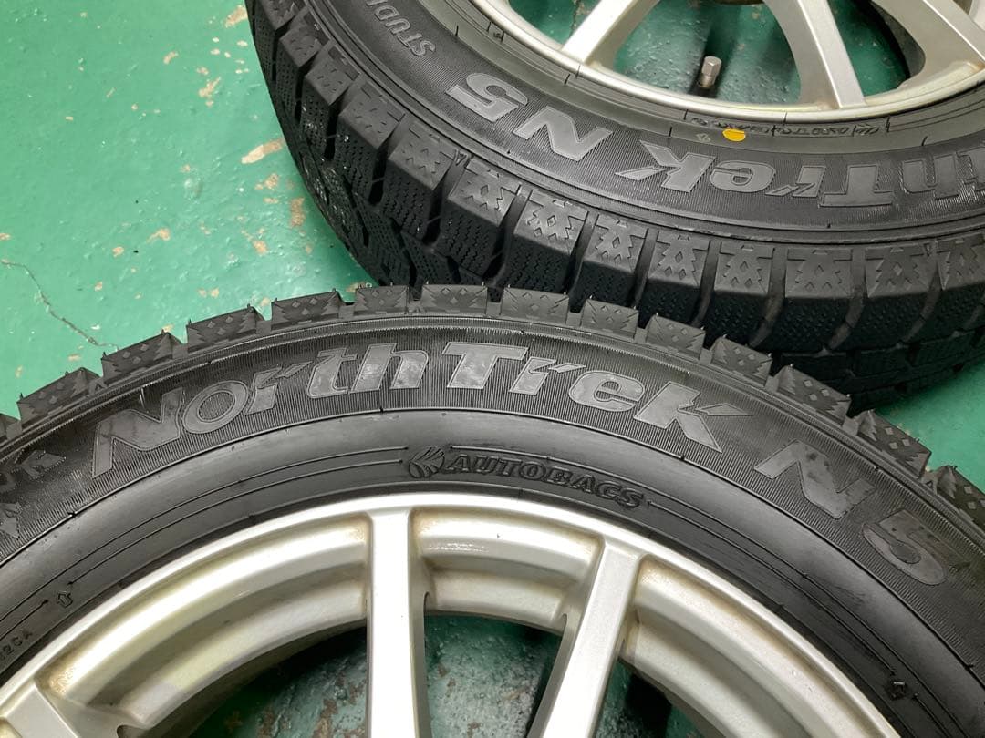 【送料無料】50・30系プリウス専用　195/65R15 中古スタッドレス4本