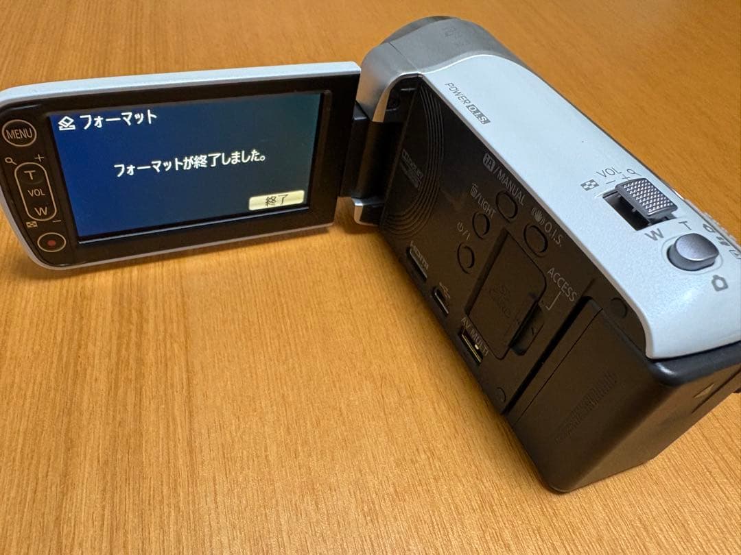 Panasonic HDC-TM35 ビデオカメラ ホワイト