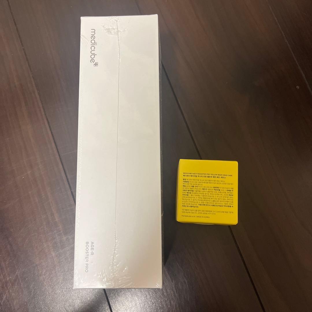 メディキューブ 【ひかるコラボセット】AGE-Rブースタープロ1台6役 美顔器