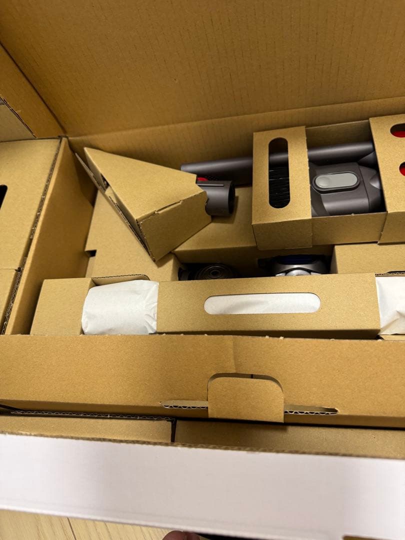 Dyson v11 absolute 本体とアタッチメント