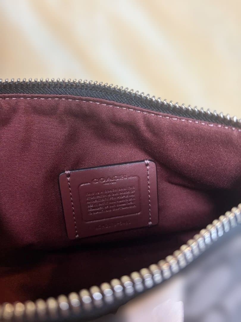 コーチ（COACH）の「デンプシー（Dempsey） ショルダーバッグ」