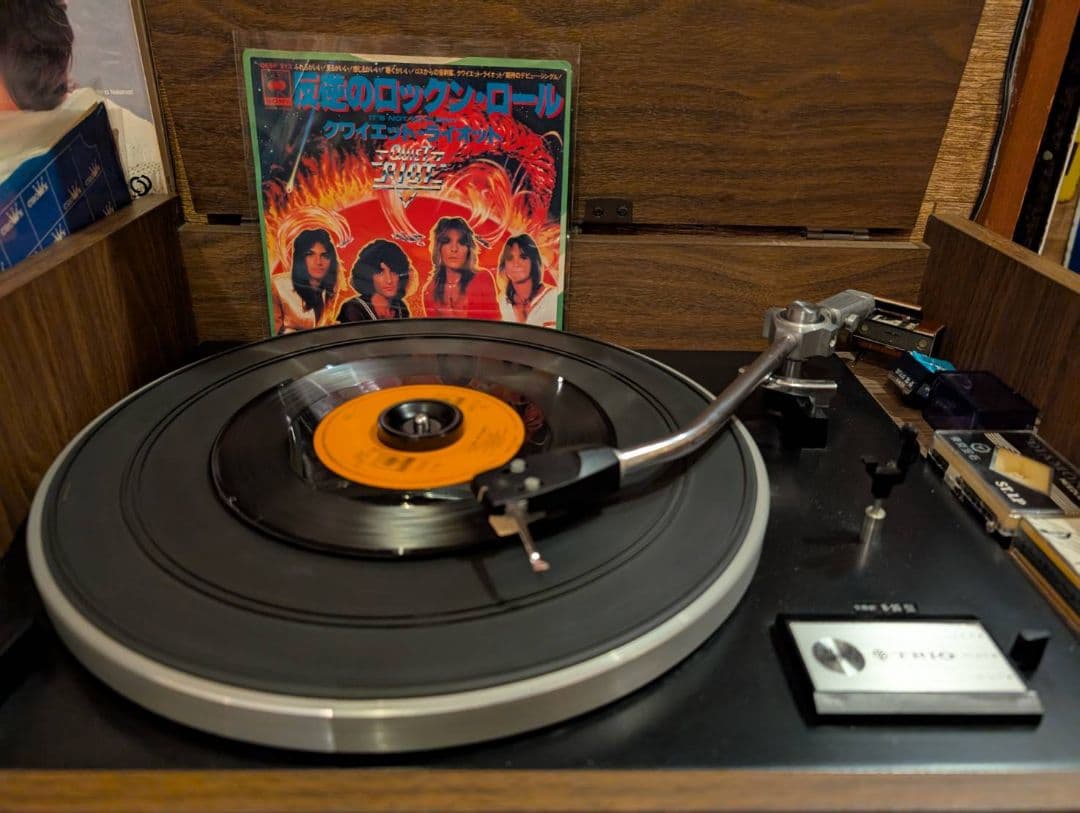 クワイエットライオット(QUIET RIOT) & KISSレコードセットEP盤