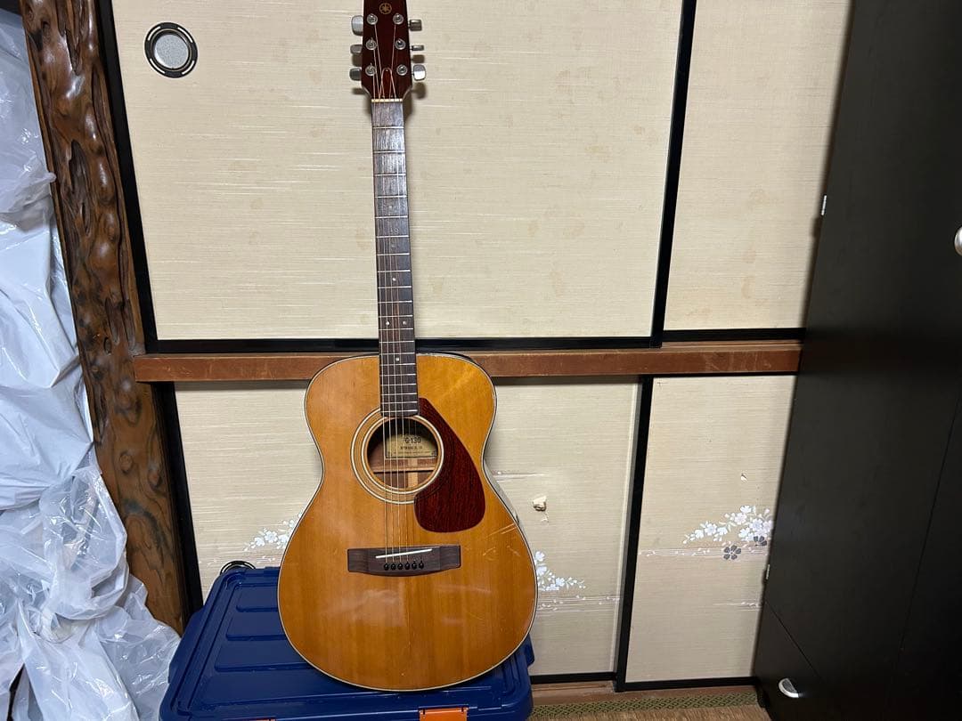 ヤマハ YAMAHA FG-130 グリーンラベル　ギター　中古品　ケース付き