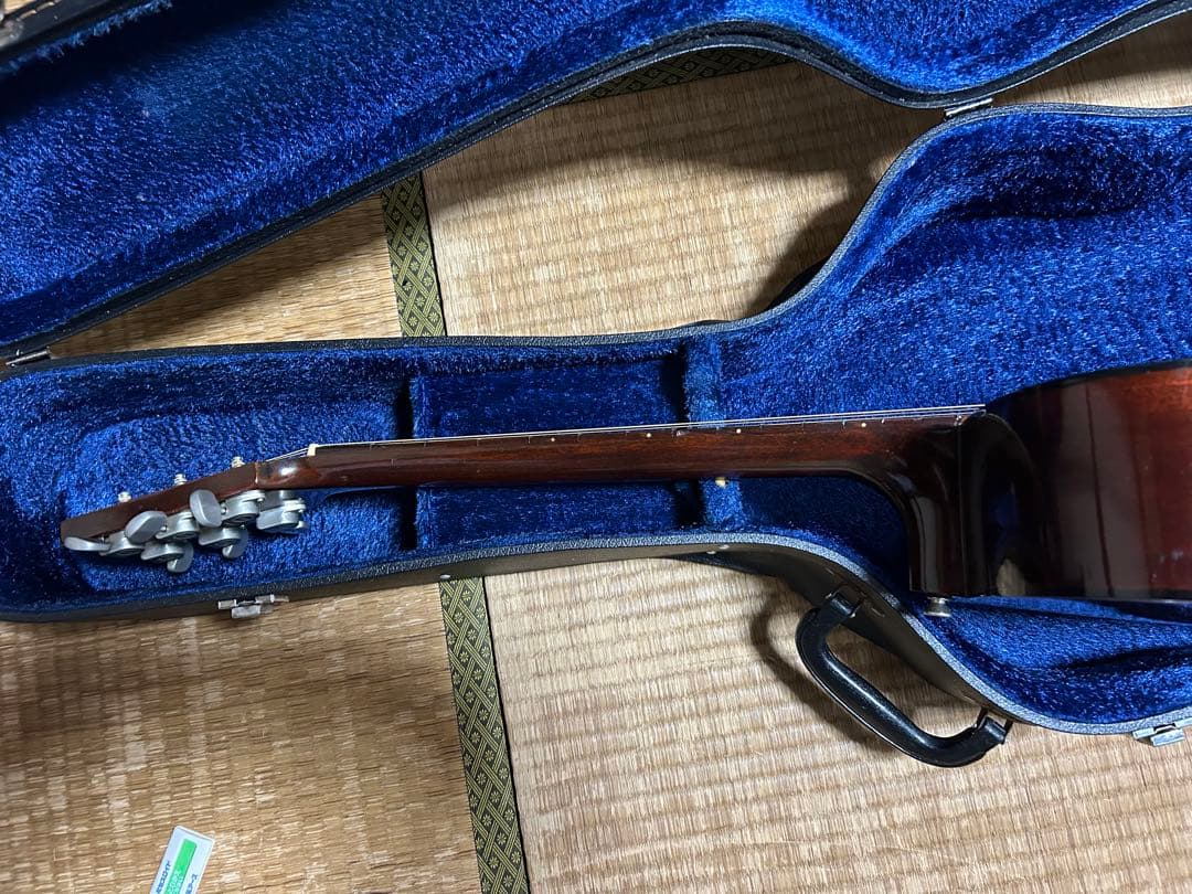 ヤマハ YAMAHA FG-130 グリーンラベル　ギター　中古品　ケース付き
